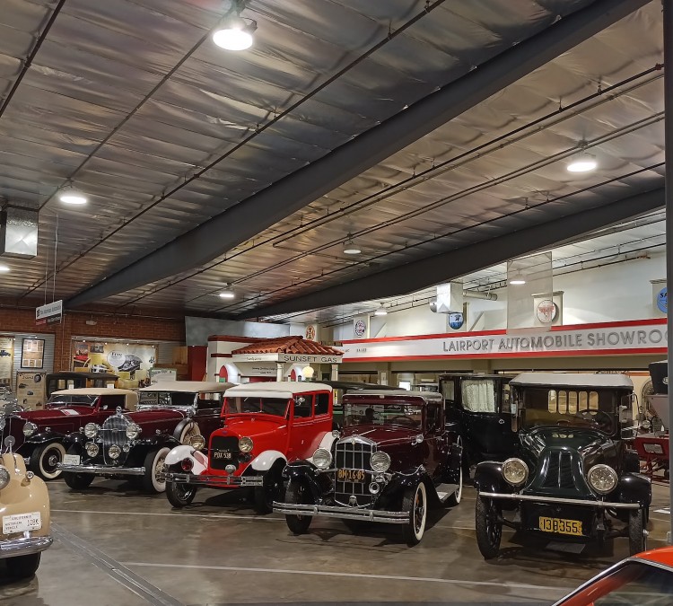 the-zimmerman-automobile-driving-museum-photo